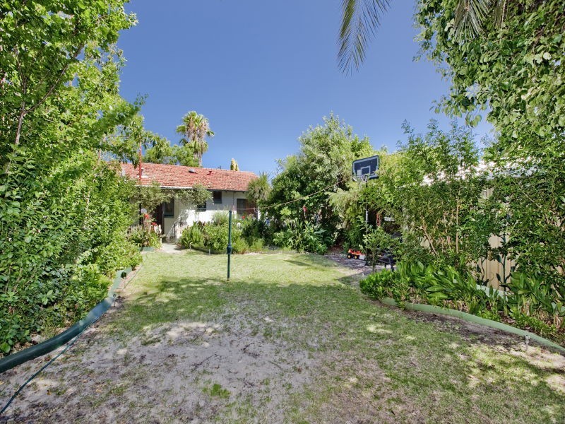 42 Cygnet Street, Dianella WA 6059