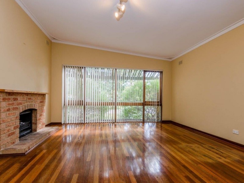 12 Jervios Street, Dianella WA 6059