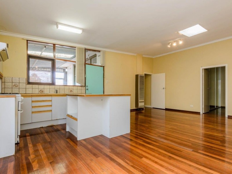 12 Jervios Street, Dianella WA 6059