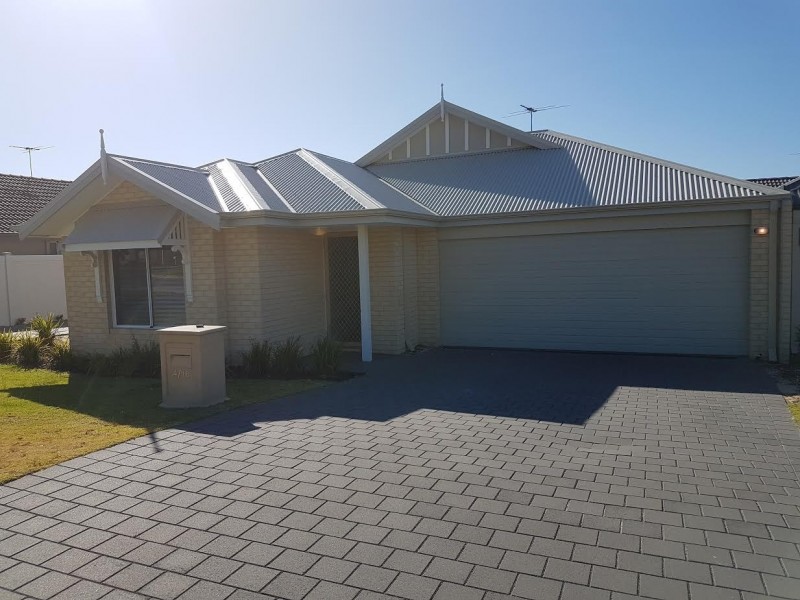 4/16 Larwood Cres, High Wycombe WA 6057