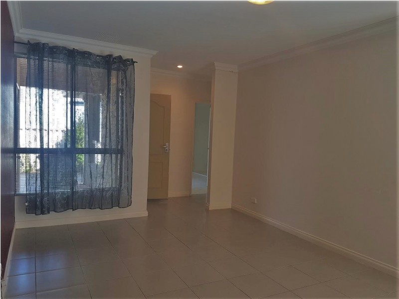 28B Windemere Cres, Nollamara WA 6061