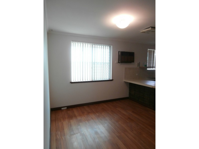 8 Cowie Place, Dianella WA 6059