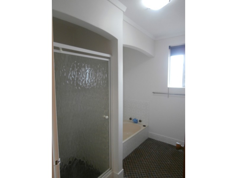 8 Cowie Place, Dianella WA 6059