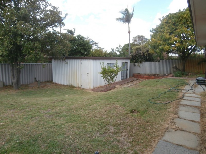 8 Cowie Place, Dianella WA 6059