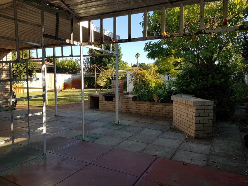 21 Cheviot Street, Dianella WA 6059