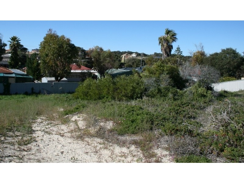 12 Whitfield Drive, Two Rocks WA 6037