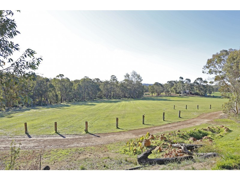 2018 Chittering Road, Lower Chittering WA 6084