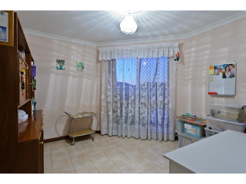 16 Lavender Court, Dianella WA 6059