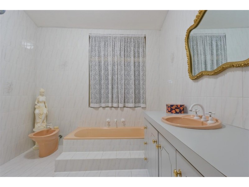 16 Lavender Court, Dianella WA 6059