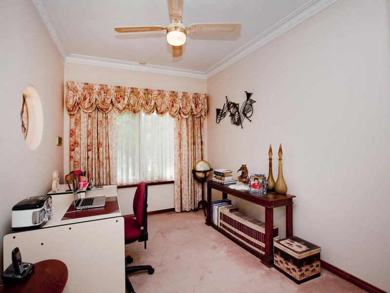 89 Belleview Crescent, Dianella WA 6059