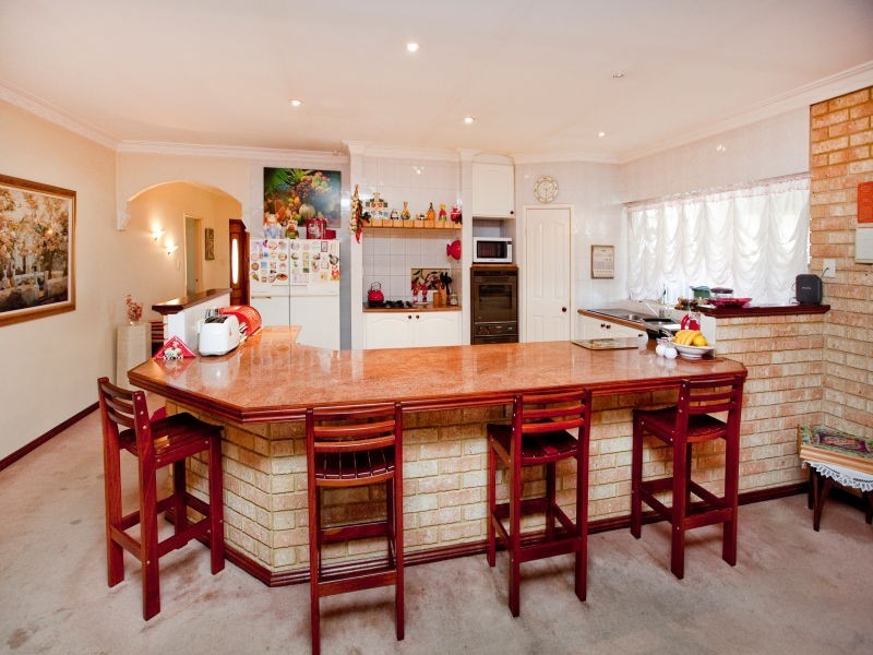 89 Belleview Crescent, Dianella WA 6059