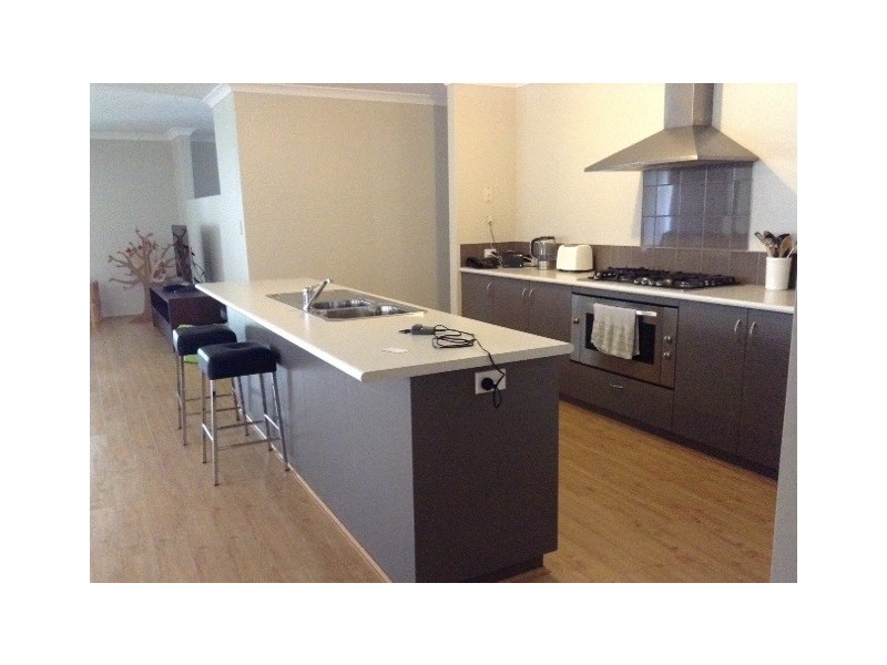 20 Babylon Bend, Landsdale WA 6065