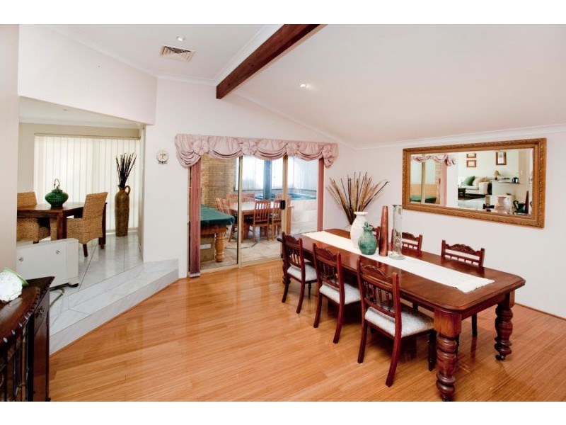 5 Carmil Place, Alexander Heights WA 6064