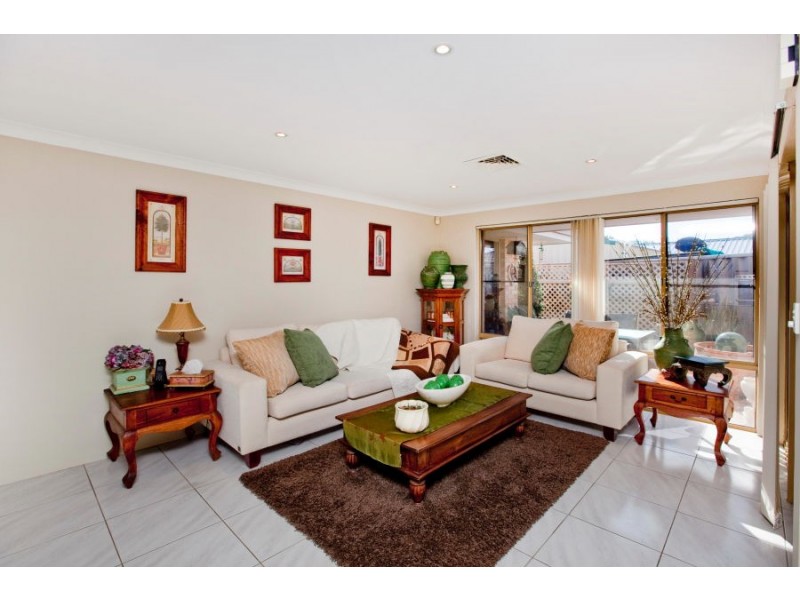 5 Carmil Place, Alexander Heights WA 6064