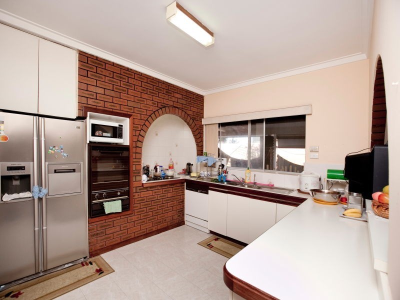 410 Alexander Drive, Dianella WA 6059