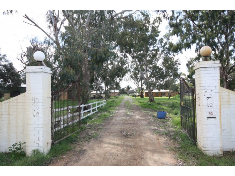 751 Gnangara Road, Gnangara WA 6077