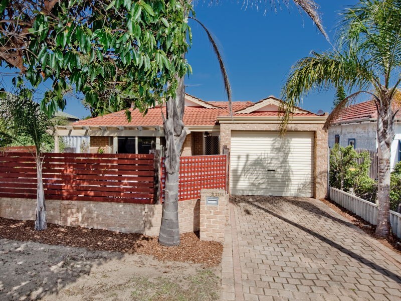 1/229 Grand Promenade, Doubleview WA 6018