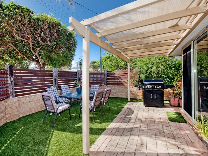 1/229 Grand Promenade, Doubleview WA 6018