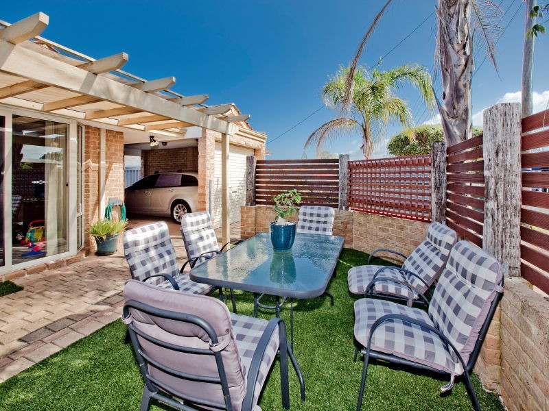 1/229 Grand Promenade, Doubleview WA 6018
