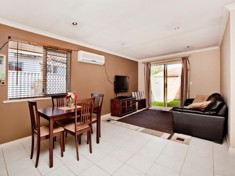 1/229 Grand Promenade, Doubleview WA 6018