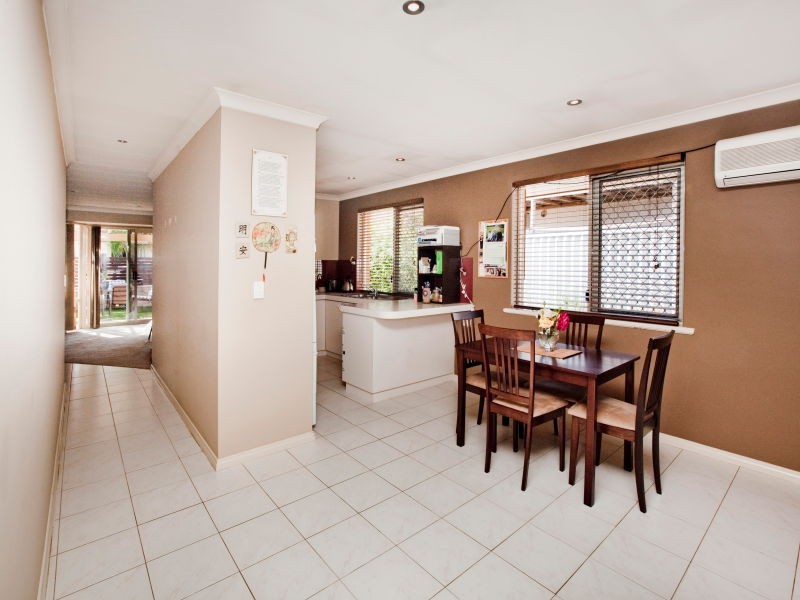 1/229 Grand Promenade, Doubleview WA 6018