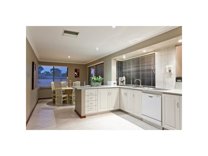 23 Felgate Place, Warwick WA 6024