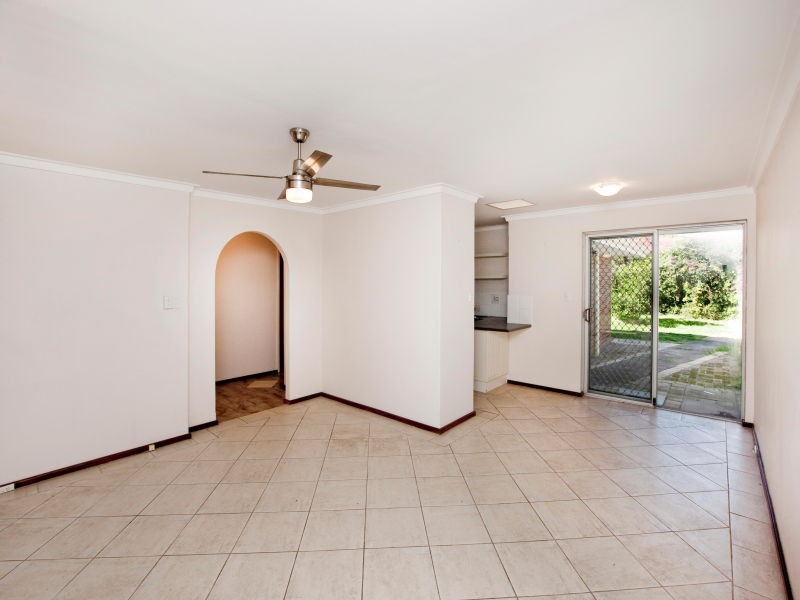 2a Cook Avenue, Hillarys WA 6025