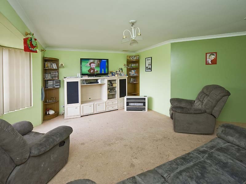 22 Gidgi Way, Waikiki WA 6169