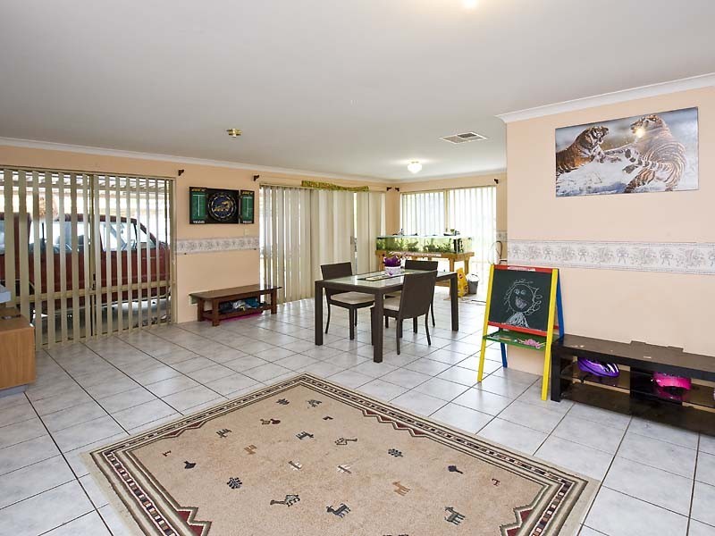 22 Gidgi Way, Waikiki WA 6169
