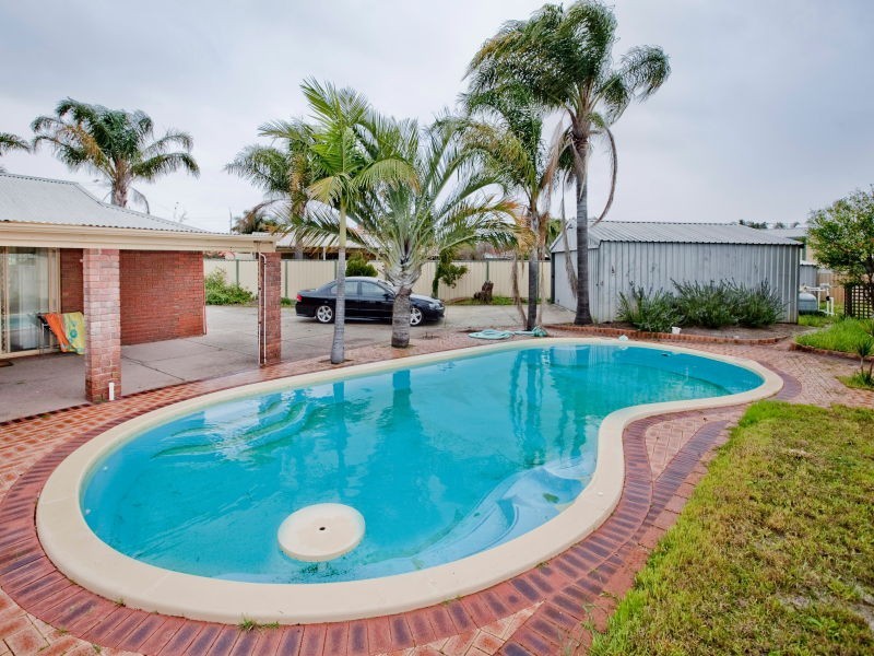 8 Purus Close, Beechboro WA 6063