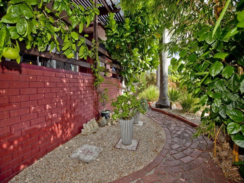 279 Alexander Drive, Dianella WA 6059