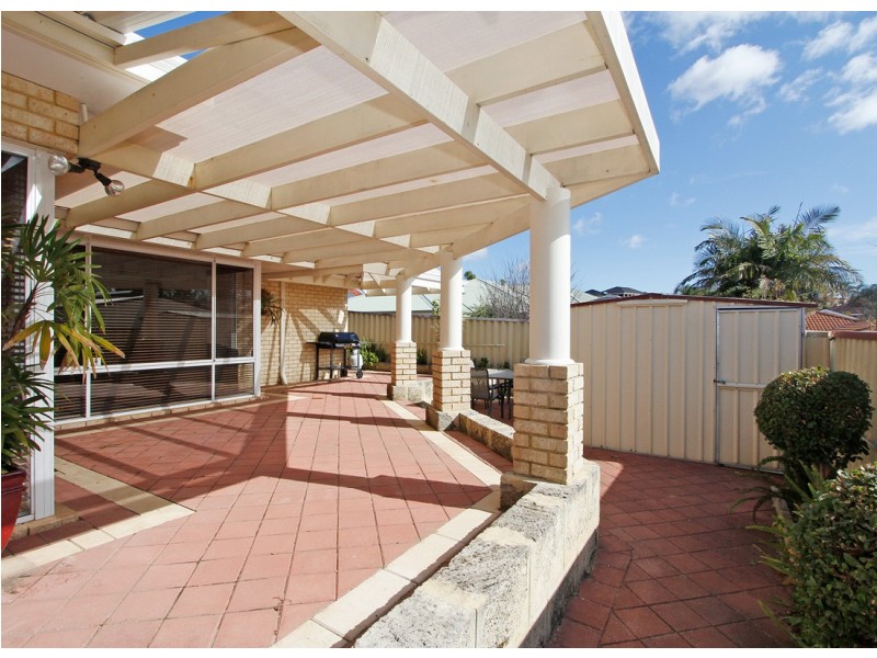 12 Mossfiel Retreat, Landsdale WA 6065