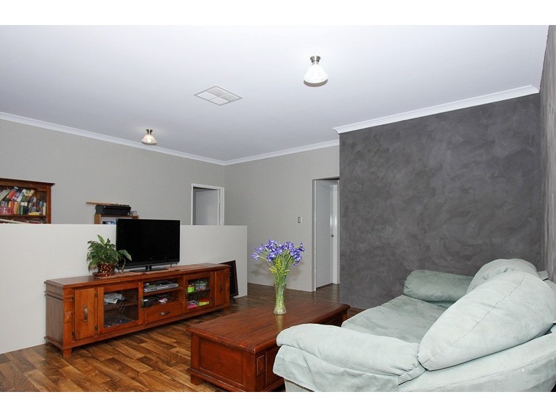 19 Blarney Place, Canning Vale WA 6155