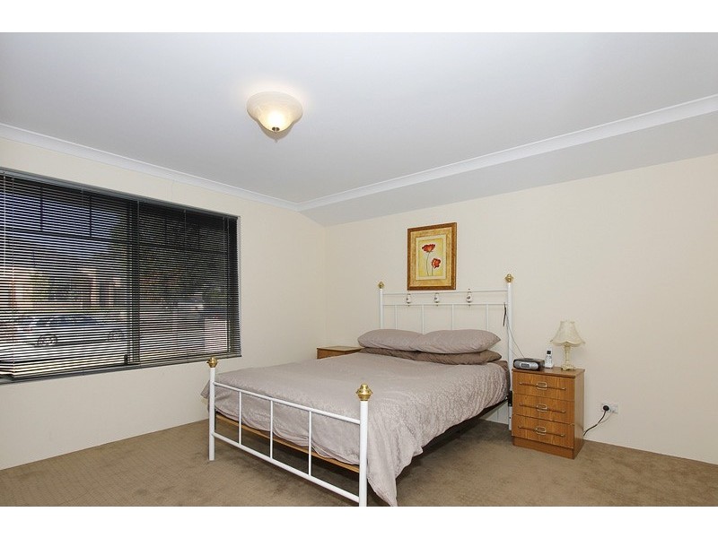 19 Blarney Place, Canning Vale WA 6155