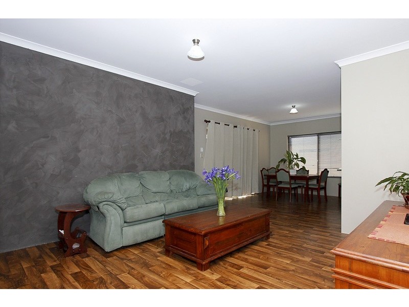 19 Blarney Place, Canning Vale WA 6155