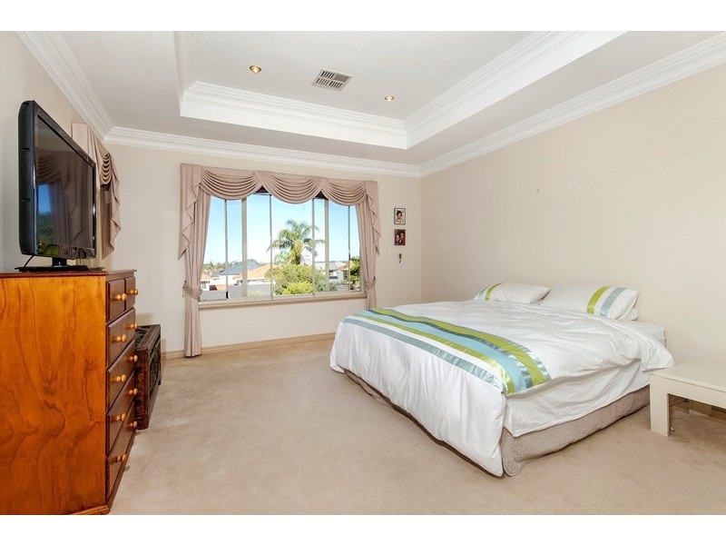 234 Royal Street, Yokine WA 6060