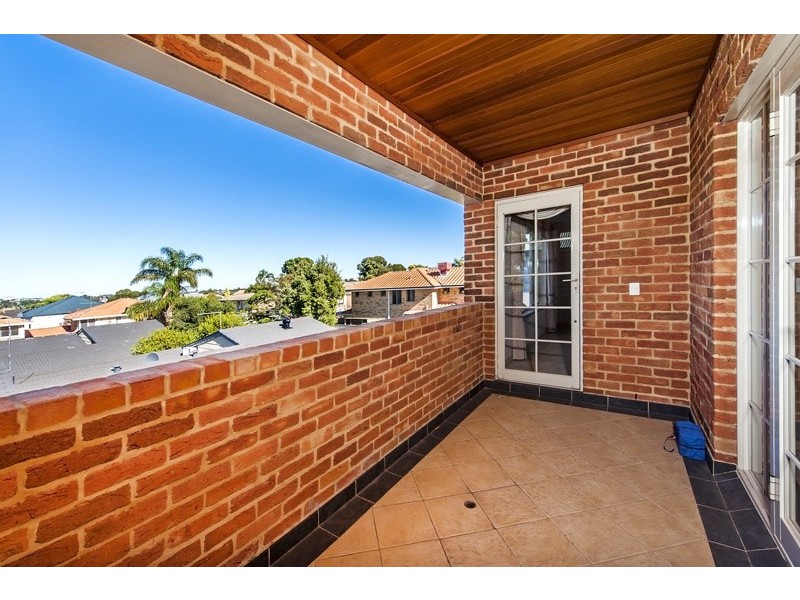 234 Royal Street, Yokine WA 6060