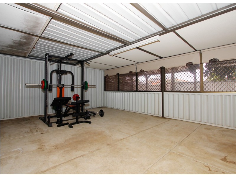 3 Clements Grove, Armadale WA 6112