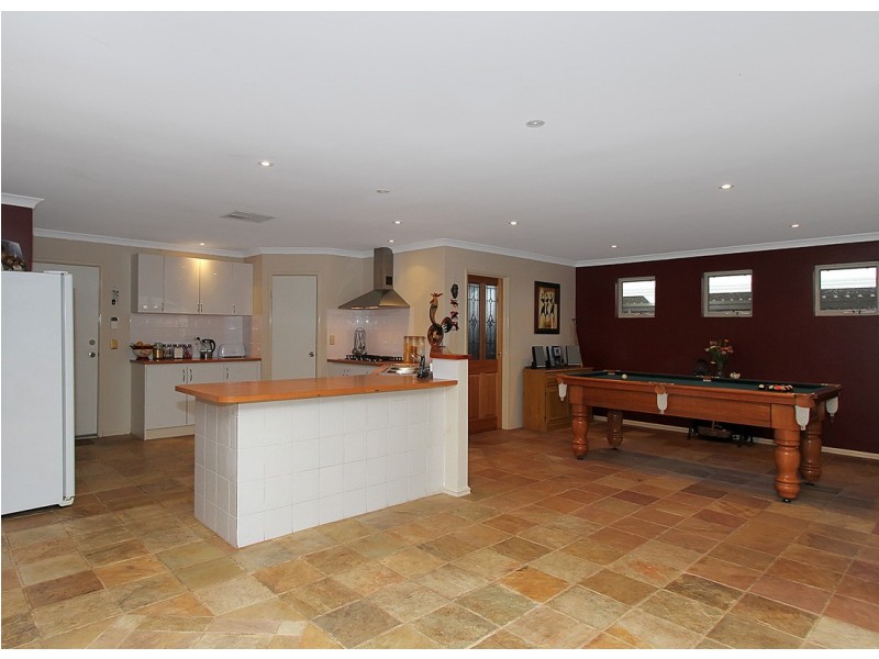 28 De Grey Retreat, Jane Brook WA 6056