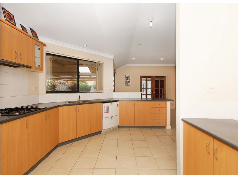 15 Barkley Loop, Canning Vale WA 6155