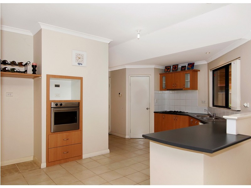 15 Barkley Loop, Canning Vale WA 6155