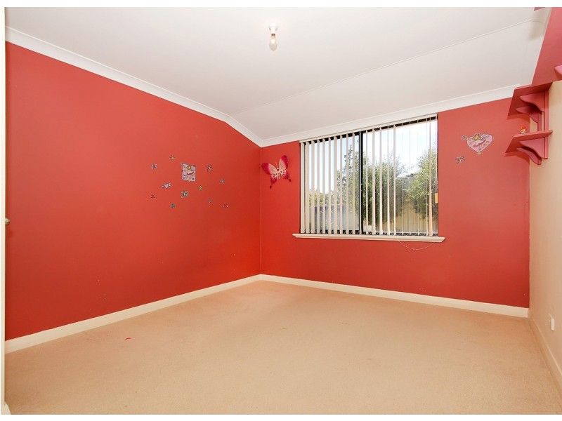 15 Barkley Loop, Canning Vale WA 6155