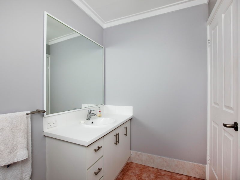 33 Alderhurst Crescent, Bayswater WA 6053