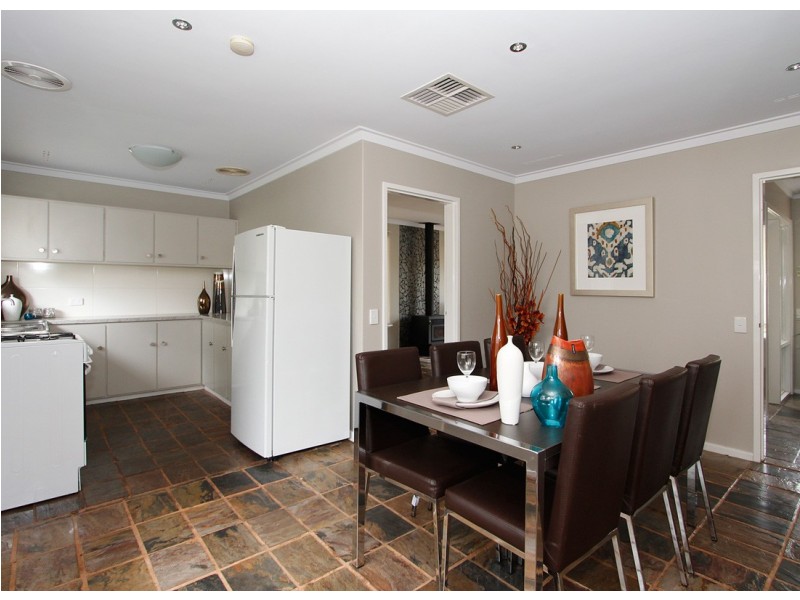 30 Lofties Road, Forrestdale WA 6112