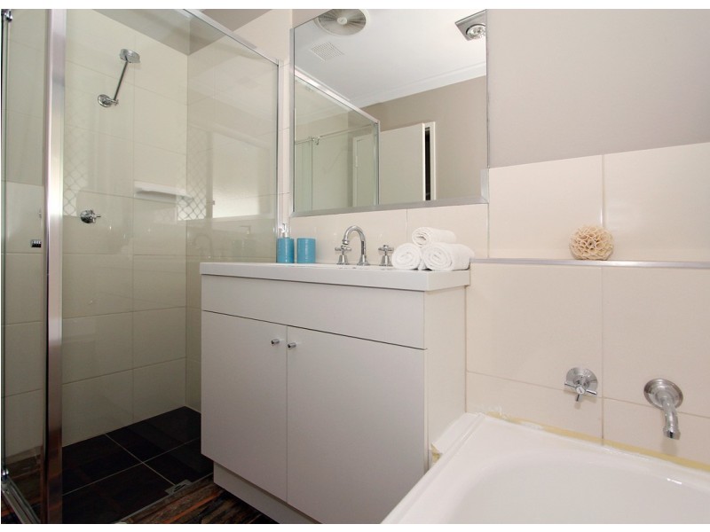 30 Lofties Road, Forrestdale WA 6112