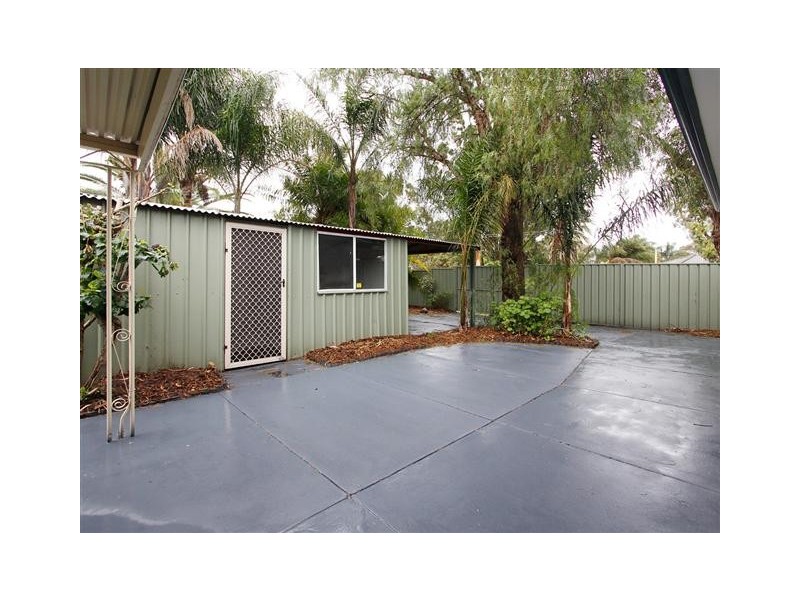 30 Lofties Road, Forrestdale WA 6112