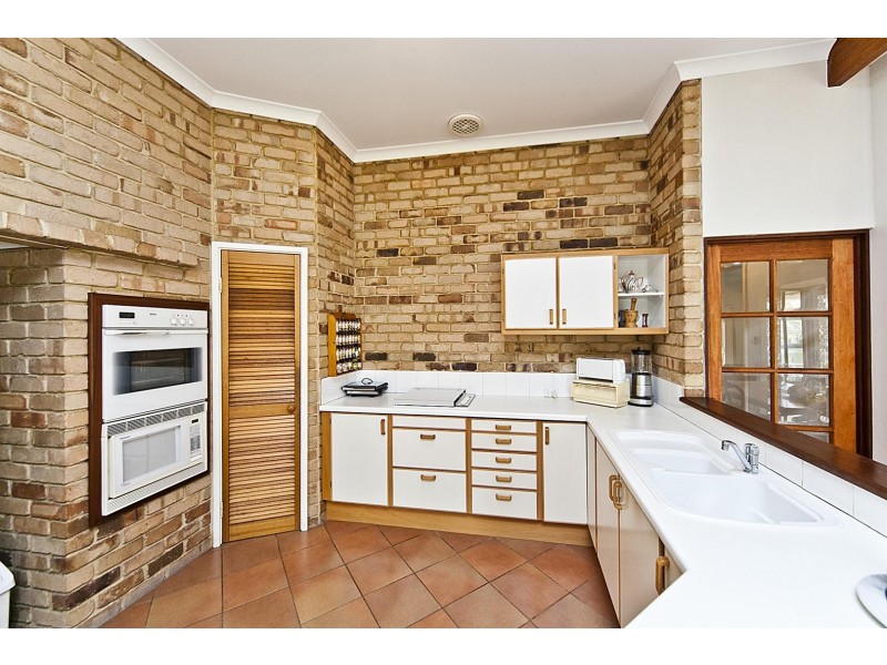 2 Reflection Gardens, Ballajura WA 6066