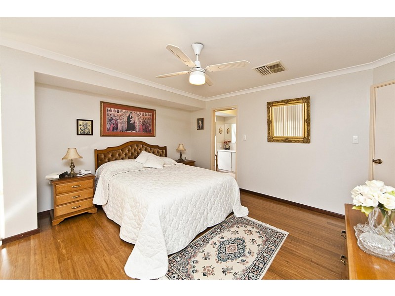 2 Reflection Gardens, Ballajura WA 6066