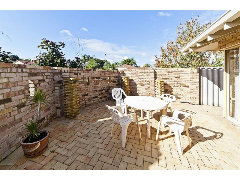 2 Reflection Gardens, Ballajura WA 6066