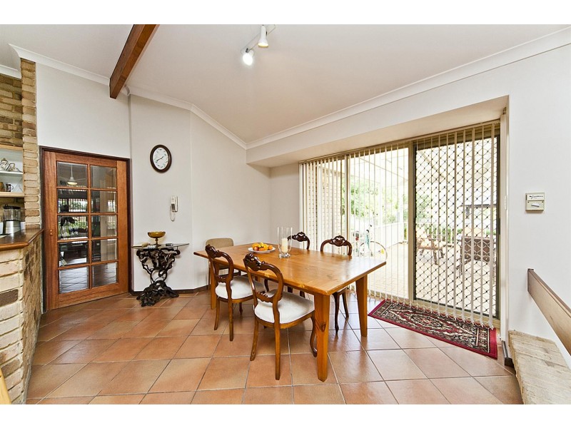 2 Reflection Gardens, Ballajura WA 6066